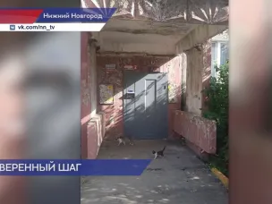 Госжилинспекция проверила ремонт входной группы в доме № 14 по улице Глеба Успенского